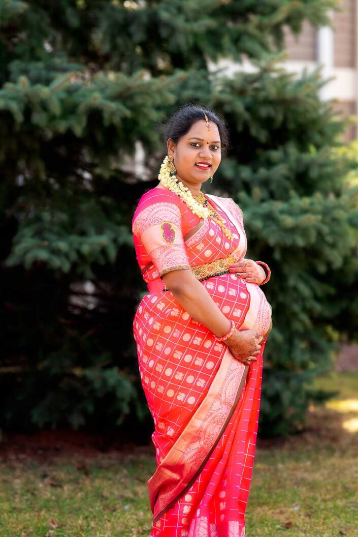 Naperville family photographer Women pregnancy saree pink